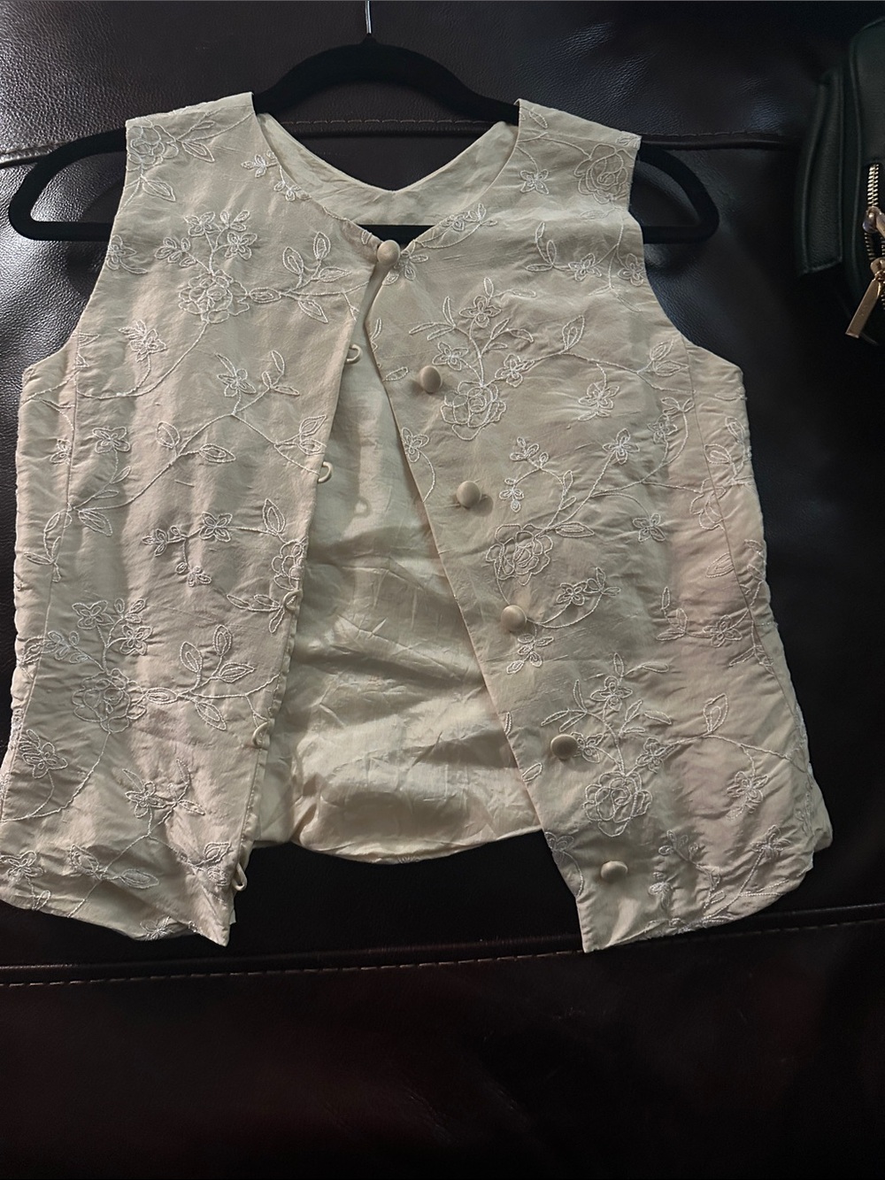 Ann Taylor Cream Embroidered Sleeveless Vest